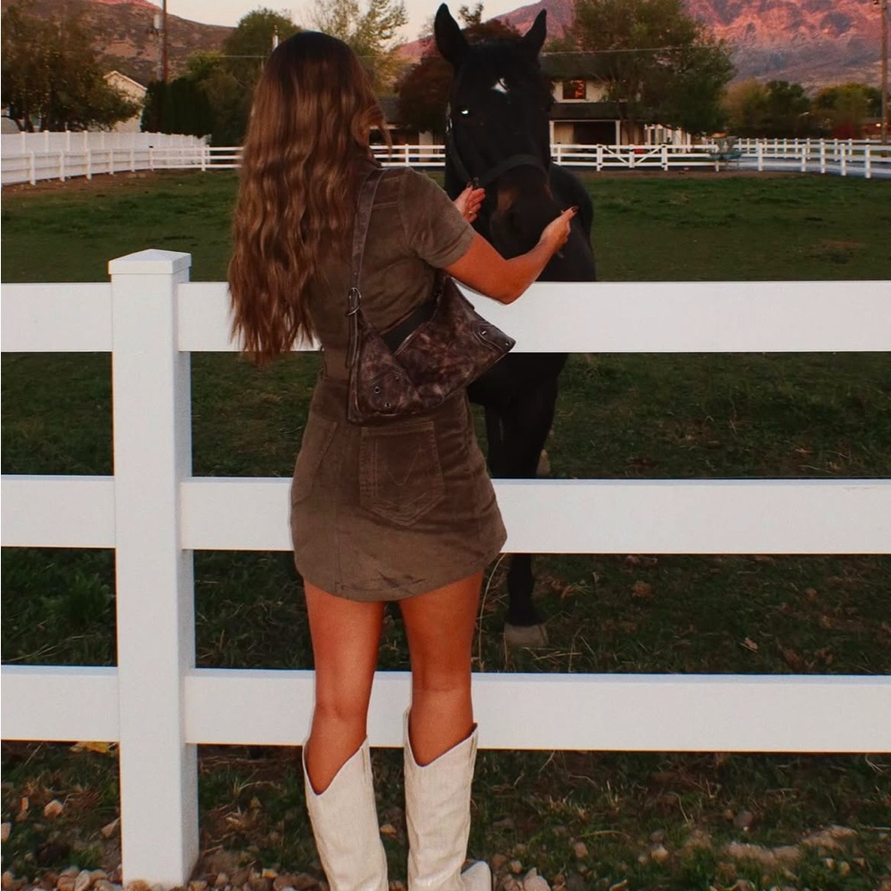 Outlaw Dress in Green Corduroy - Picture 11 of 12